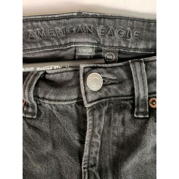 American Eagle Distressed Mom Jeans black wash size 0 long - Picture 2 of 11